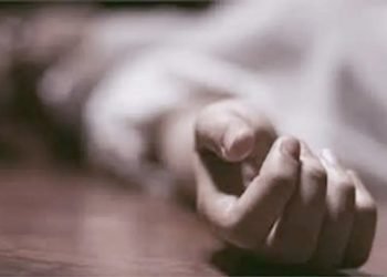 यहाँ बेकाबू होकर खाई में जा गिरा वाहन,2 घायल,2 मौत