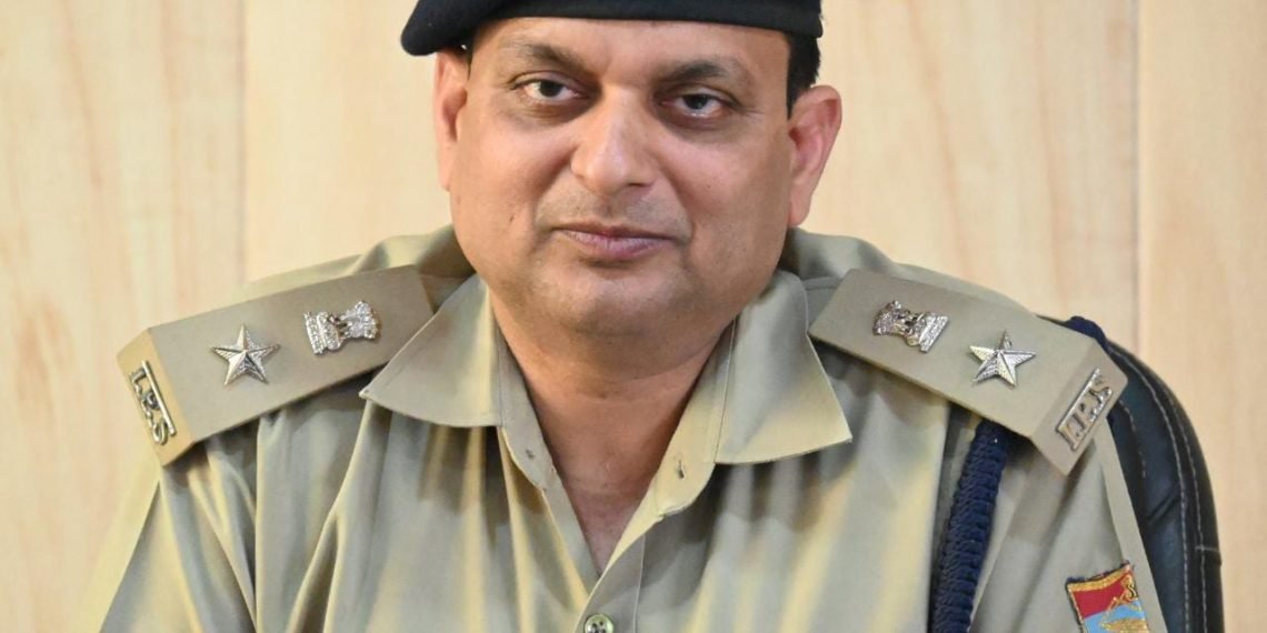 नव नियुक्त एसएसपी राय ने कहा अपराधियों की जगह होगी जेल