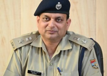 नवांगतुक एस0एस0पी0 अल्मोड़ा ने की पहली प्रेस वार्ता**नशे के मकड़जाल में फॅसे युवाओं की काउंसलिग करना/नशे के तस्करों पर कार्यवाही प्राथमिकता