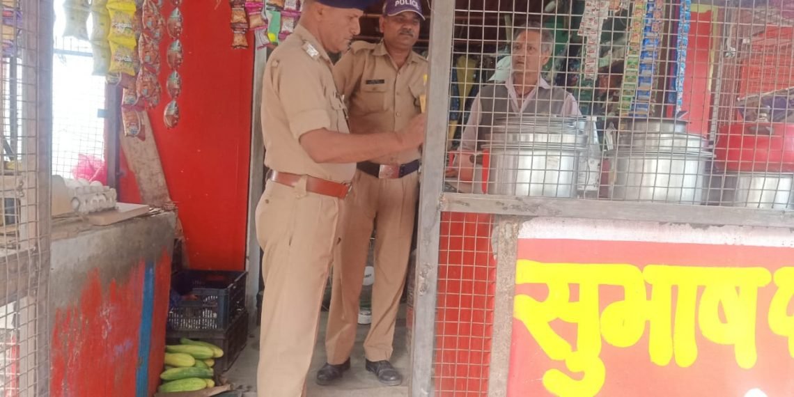 पुलिस ने 2750 रुपए का वसूला जुर्माना