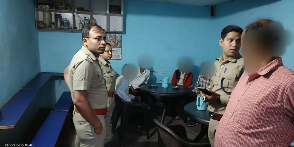 इवनिंग स्टाँर्म’’अभियान के अंतर्गत अल्मोड़ा जनपद पुलिस ने की 104 लोगों के विरुद्ध कार्यवाही, 05 वाहन सीज
