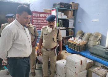 एस0एस0पी0 अल्मोड़ा ने थाना सोमेश्वर का औचक निरीक्षण कर दिये आवश्यक दिशा निर्देश