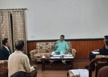 शहरी विकास मंत्री ने की प्राधिकरण के कार्यों की समीक्षा
