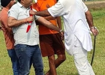 यहां तलवार तमंचों से लैस दबंगों ने दवा कारोबारी पर किया हमला