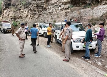 इवनिंग स्टाँर्म अभियान के अंतर्गत अल्मोड़ा जनपद पुलिस ने की 129 लोगों के विरुद्ध कार्यवाही व 04 वाहन सीज