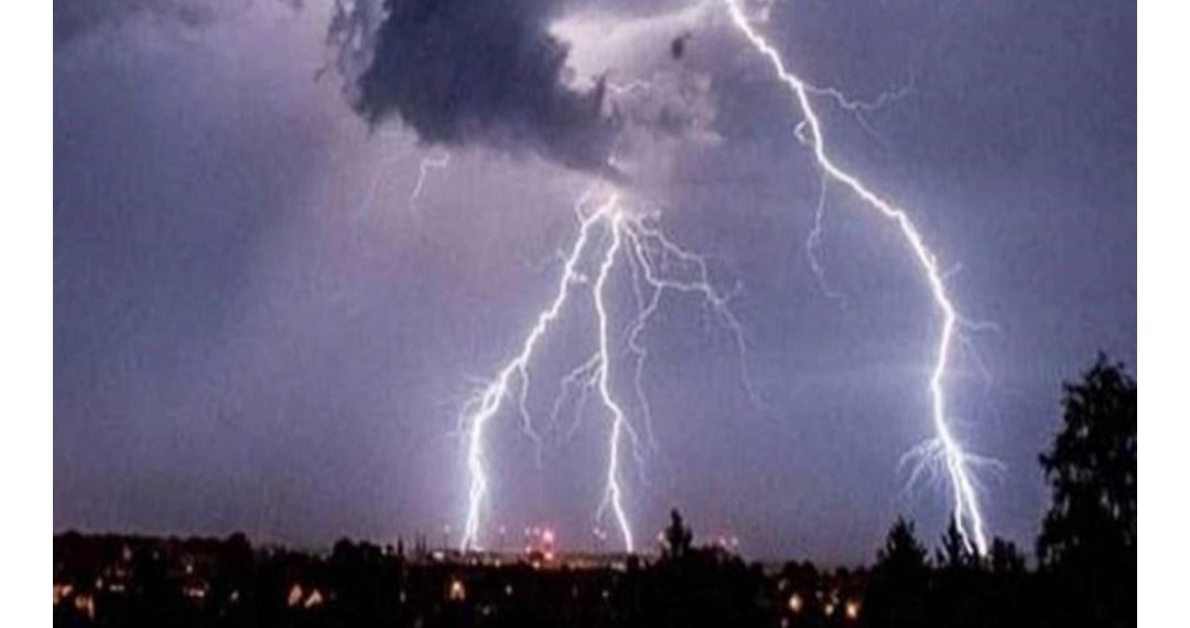 बारिश और आंधी के कारण 16 जिलों में करीब 33 लोगों की हुई मौत