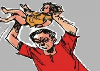 सनकी बाप ने चार माह की मासूम बच्ची को पटक पटक कर मार दिया