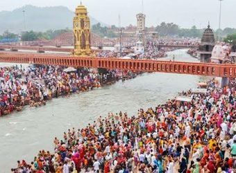 आज बुध पूर्णिमा के अवसर पर हरिद्वार में गंगा दर्शन स्नान हेतु श्रधालुओं की उमड़ रही है भीड़