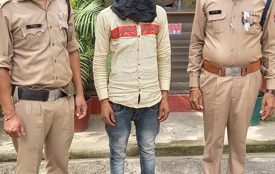 अवैध मादक पदार्थ स्मैक के तस्कर को गिरफ्तार कर भेजा जेल