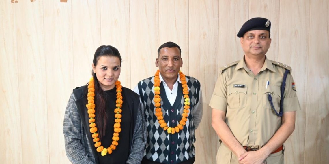 एलआईयू निरीक्षक व उपनिरीक्षक को दी गई शुभकामनाओं सहित विदाई