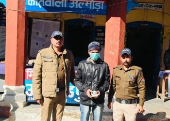 डेढ़ लाख से अधिक की स्मैक सहित तस्कर गिरफतार