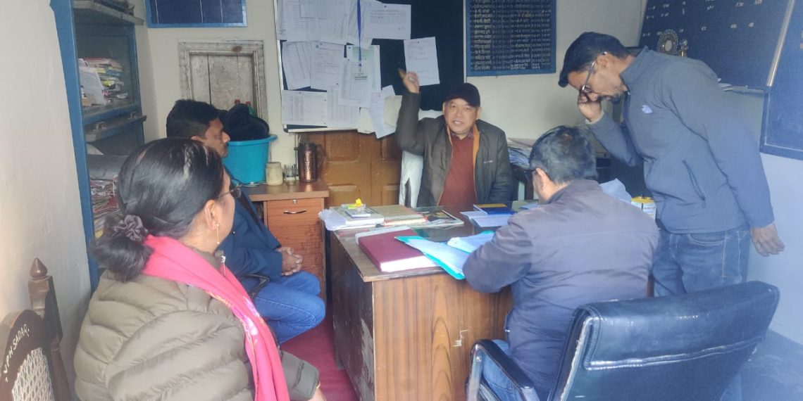 अपर निदेशक पशुपालन विभाग मुख्यालय देहरादून डॉ० भूपेन्द्र सिंह जंगपांगी द्वारा जनपद अल्मोड़ा की विभिन्न संस्थाओं का दौरा किया गया