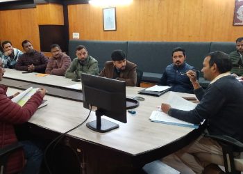 प्रभारी अपर जिलाधिकारी ने सभी परीक्षा केंद्रों के लिए नामित सभी सेक्टर मजिस्ट्रेटों को परीक्षा को शांतिपूर्वक संपन्न कराने के आवश्यक दिशा निर्देश दिए