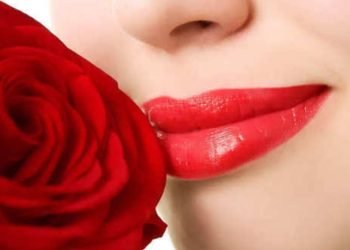 सौंदर्य में चार चाँद लगाते हैं खूबसूरत होंठ