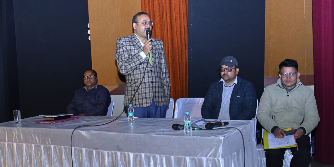 सफल संपादन हेतु मतगणना सुपरवाइजर एवं मतगणना सहायकों समेत 320 कार्मिकों का द्वितीय सैद्धांतिक एवं व्याहारिक प्रशिक्षण आज उदय शंकर नृत्य अकादमी में आयोजित हुआ