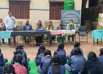 राजकीय उच्चतर माध्यमिक विद्यालय आमथल में करियर गाइडेंस एण्ड काउंसलिंग और एडोलिसेंट प्रोग्राम का कार्यक्रम किया गया