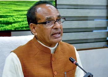 शिवराज सिंह चौहान की कष्टप्रद हवाई यात्रा और प्रधानमंत्री का मध्यप्रदेश दौरा