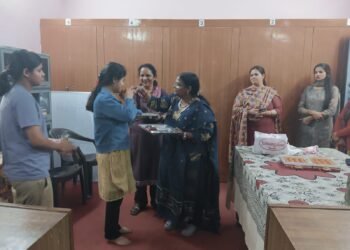 राजकीय बाल गृह किशोरी बख अल्मोड़ा में हाईस्कूल एवं इंटरमीडिएट की बालिकाओं ने बोर्ड परीक्षा परिणाम में किया बेहतर प्रदर्शन