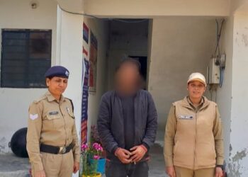 अवैध शराब के साथ एक व्यक्ति  गिरफ्तार