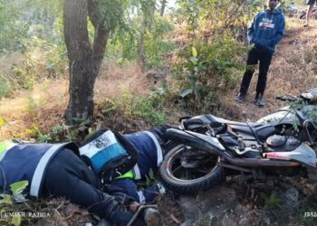 नैनीताल में दर्दनाक सड़क हादसा: शादी समारोह में जा रहे दो युवकों की मौ