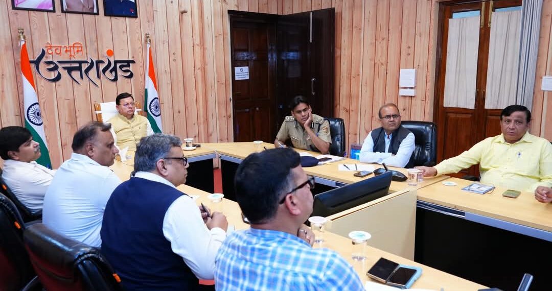 मुख्यमंत्री धामी का सख्त संदेश: भ्रष्टाचार, धर्मांतरण और अतिक्रमण के खिलाफ एक्शन में कोई कोताही नहीं चलेगी