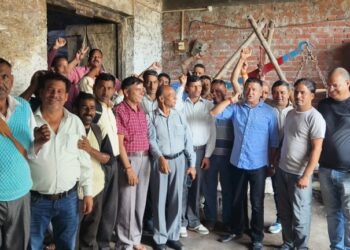 पोश मशीन थोपने का विरोध, सरकारी सस्ता गल्ला विक्रेता संघ का जोरदार प्रदर्शन