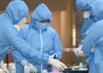 देश में फिर से बढ़ रहा कोरोना का खतरा: नए वेरिएंट्स ने बढ़ाई चिंता, बेंगलुरु और ठाणे में मौतें, कई राज्यों में केसों में उछाल