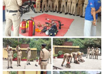 🔥 फायर सर्विस अल्मोड़ा ने पी.आर.डी. जवानों को दिया आधुनिक अग्निशमन प्रशिक्षण