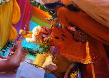 संगीतामृत से सिंचित – श्रीमद् देवी भागवत कथा 🙏🌺कलश यात्रा के साथ शुभारंभ