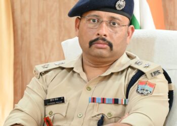 नशे के विरुद्ध अल्मोड़ा पुलिस की बड़ी कार्रवाई  लगभग 07 लाख कीमत के गांजा तस्करों पर गैंगस्टर एक्ट में दर्ज हुआ मुकदमा