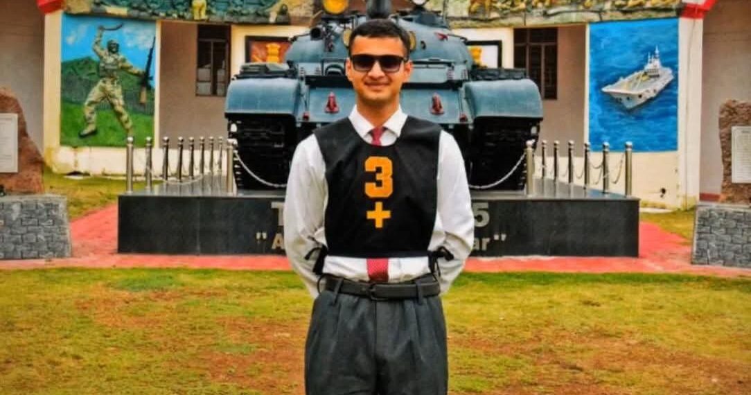 ЁЯЪй рдЕрд▓реНрдореЛрдбрд╝рд╛ рдХрд╛ рдЧреМрд░рд╡: рдордпрдВрдХ рд▓реЛрд╣рдиреА рдиреЗ CDS рдкрд░реАрдХреНрд╖рд╛ рдореЗрдВ рджреЗрд╢рднрд░ рдореЗрдВ рд╣рд╛рд╕рд┐рд▓ рдХреА рддреАрд╕рд░реА рд░реИрдВрдХ