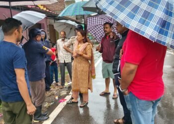 रेखा आर्या ने किया सोमेश्वर के आपदाग्रस्त क्षेत्रों का निरीक्षण     अधिकारियों को राहत कार्यों में तेजी लाने और पीड़ितों को त्वरित सहायता पहुंचाने के निर्देश