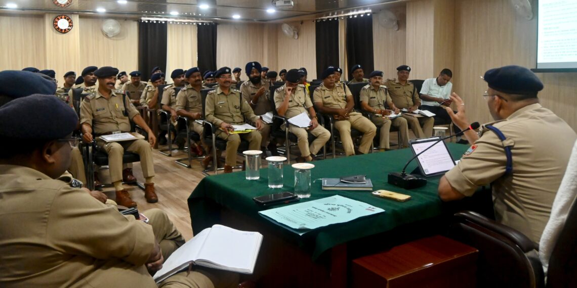 एसएसपी की अध्यक्षता में मासिक अपराध गोष्ठी आयोजित, ऑपरेशन कालनेमि और मानसून से निपटने की तैयारियों पर विशेष जोर