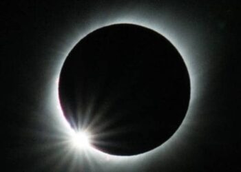 7 सितंबर को लगेगा पूर्ण चंद्र ग्रहण, भारत में भी होगा दृश्य