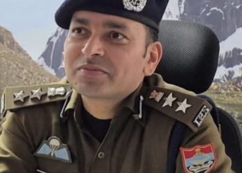 धनतेरस और दीपावली पर्व पर हल्द्वानी शहर का यातायात डायवर्जन एवं पार्किंग प्लान घोषित  18 से 20 अक्टूबर तक सुबह 9 बजे से रात 10 बजे तक प्रभावी रहेगा