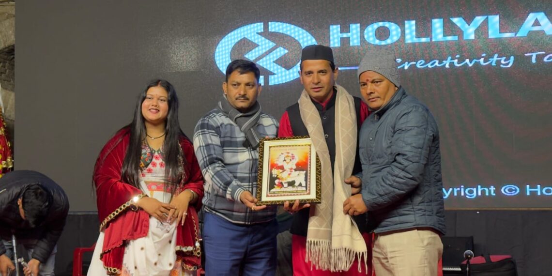 जय गोल्ज्यू महोत्सव 2025 : भजन, लोकनृत्य और सुरों की रात से गूंजा अल्मोड़ा