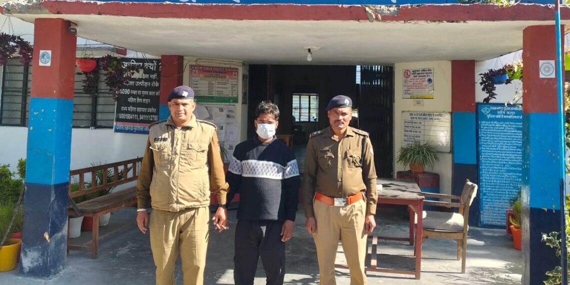 काफी समय से फरार चल रहे वारंटी को द्वाराहाट पुलिस ने किया गिरफ्तार