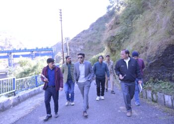 जिलाधिकारी अंशुल सिंह ने किया राम प्रसाद टम्टा कोसी बैराज का निरीक्षण, पर्यटन विकास के लिए तैयार होगा विस्तृत मास्टर प्लान