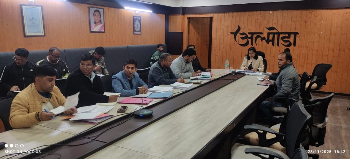 मतदाता सूची पुनरीक्षण की समीक्षा बैठक सम्पन्न, कार्यों को समयबद्ध पूरा करने के निर्देश