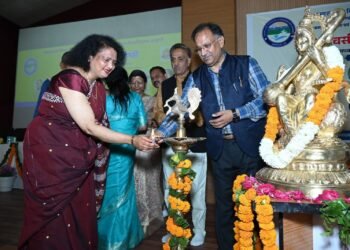 उत्तराखण्ड मुक्त विश्वविद्यालय में ‘समाज, स्वच्छता एवं सतत् विकास’ पर राष्ट्रीय संगोष्ठी का शुभारम्भ