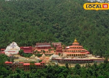 Navratri 2026: कसार देवी से चितई मंदिर तक! नवरात्रि पर अल्मोड़ा के इन मंदिरों में जरूर करें दर्शन, मन को मिलेगा सुकून