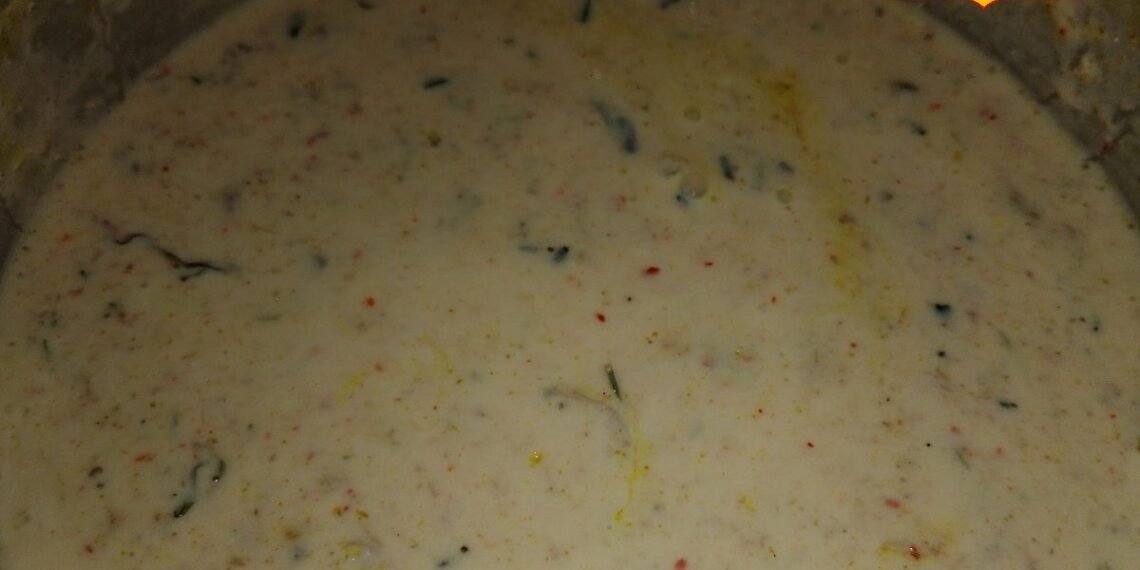 Raita Recipe: खीरा-बूंदी नहीं, गर्मियों में ठंडक देगा फूलों वाला ये पहाड़ी रायता, स्वाद ऐसा चाटते रह जाएंगे उंगलियां