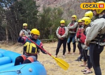 राफ्ट पलटी या पानी में गिरे तो क्या करें? राफ्टिंग से पहले मिलने वाली ये जरूरी ट्रेनिंग ही बचा सकती है आपकी जान