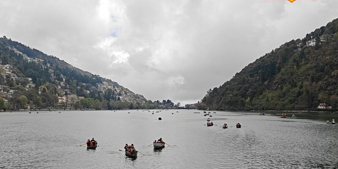 Nainital News: छुट्टियों में भी नहीं आए सैलानी, नैनीताल में फीका पड़ा वीकेंड, सिर्फ 30% होटल बुक