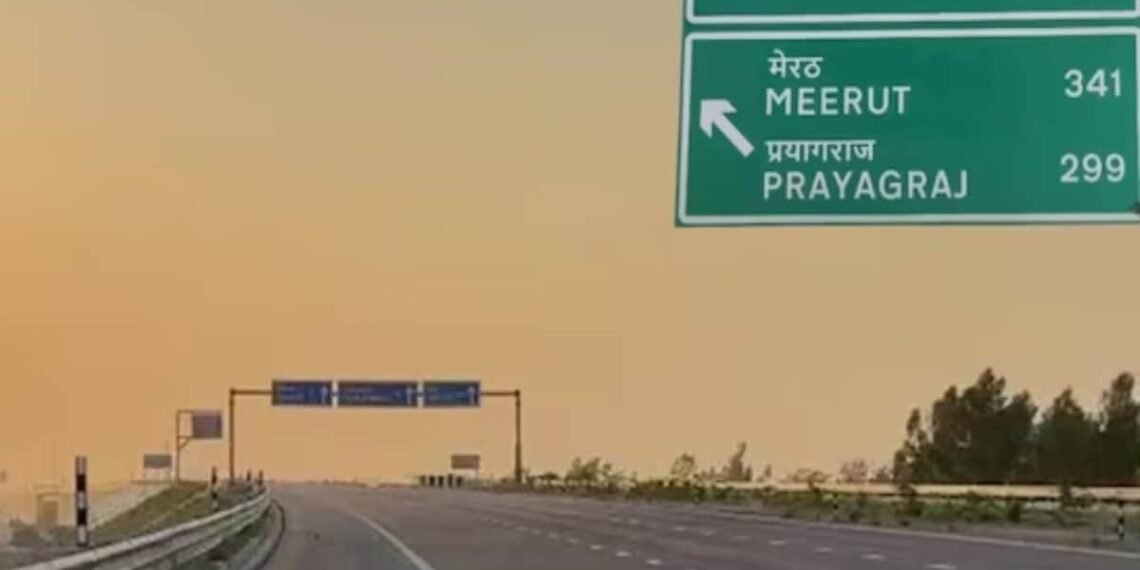 सड़क नहीं, अब इकोनॉमिक लाइफलाइन! गंगा एक्सप्रेसवे से बदलेगी यूपी-उत्तराखंड की सूरत, कुंभ के लिए मील का पत्थर