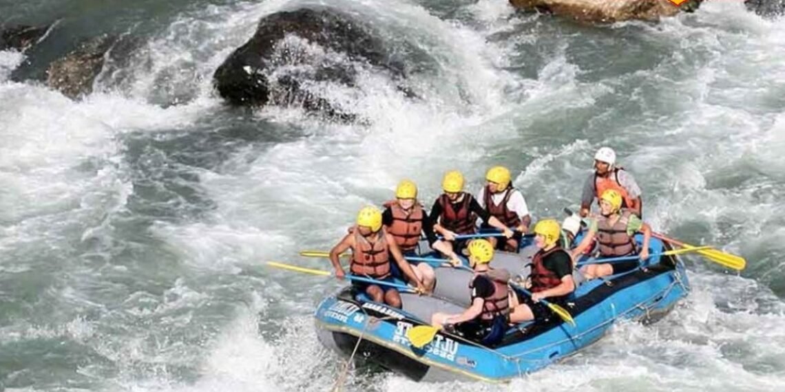 Rishikesh Rafting : कुछ घंटों की नहीं ये राफ्टिंग, 3 दिन तक चलता है सफर, क्या-क्या करना होगा जानिए