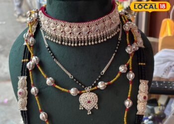 पहाड़ों में सोने से ज्यादा चमक रही चांदी! मंगलसूत्र से लेकर गलोबंद तक छाई सिल्वर ज्वैलरी, बजट में मिल रहा स्टाइल