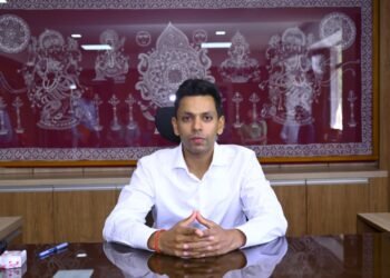 “स्व-गणना अपनाएं, सही जानकारी दें और जनगणना–2027 को सफल बनाएं।”