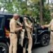 काली फिल्म हटाओ अभियान: दन्या पुलिस की सख्त कार्रवाई, 17 चालकों पर चालान