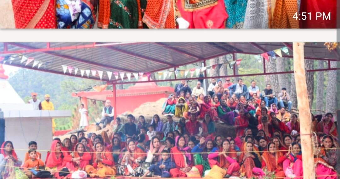 सोमेश्वर में देव पूजन ‘वैशी’ कार्यक्रम में शामिल हुईं खेल मंत्री रेखा आर्या